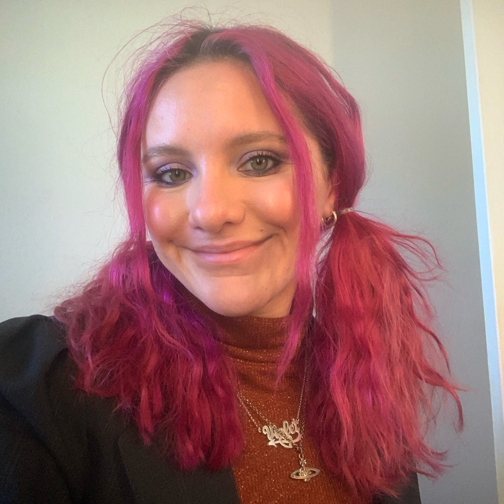 Meet your Posher, Violet